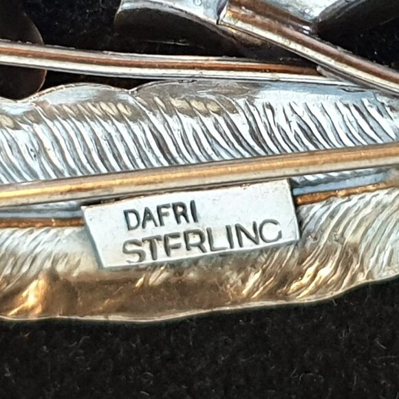 Rare Vintage DAFRI Sterling Silver Leaf & Flower Brooch – Artisan Studio Silver - Picture 4 of 10